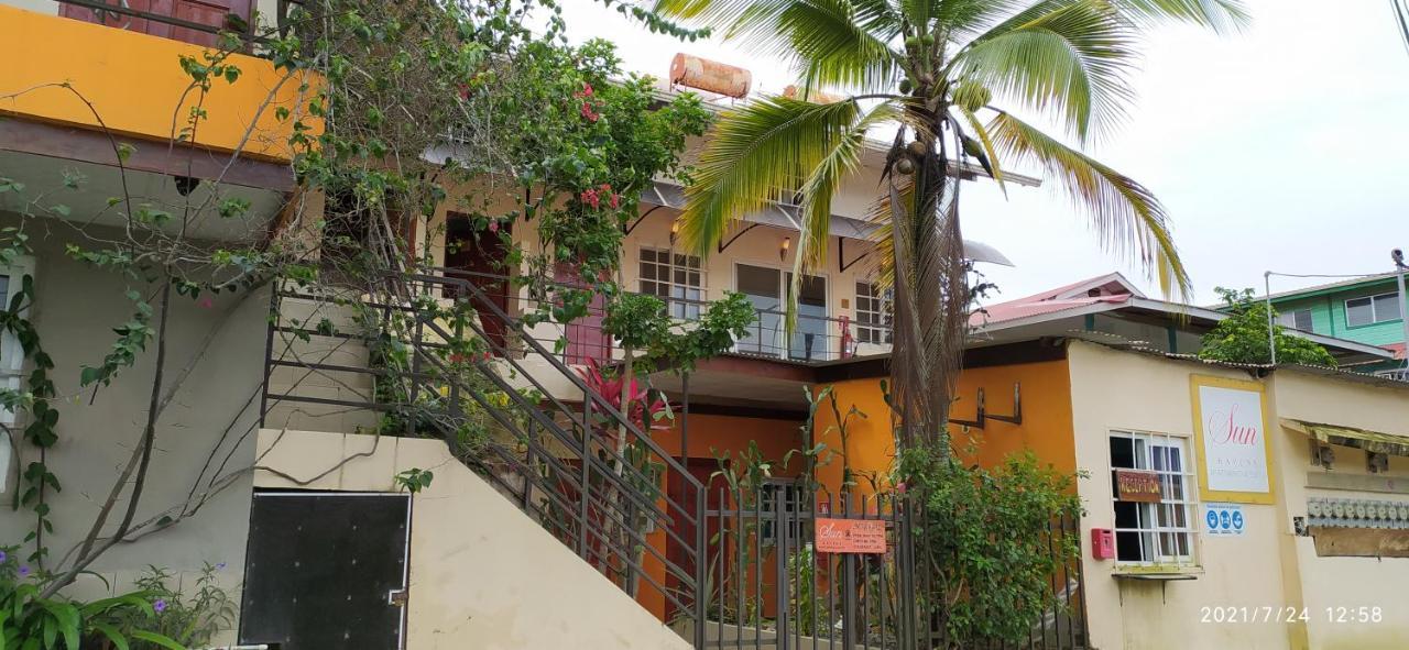 Sun Havens Apartments & Suites Bocas del Toro Exterior foto