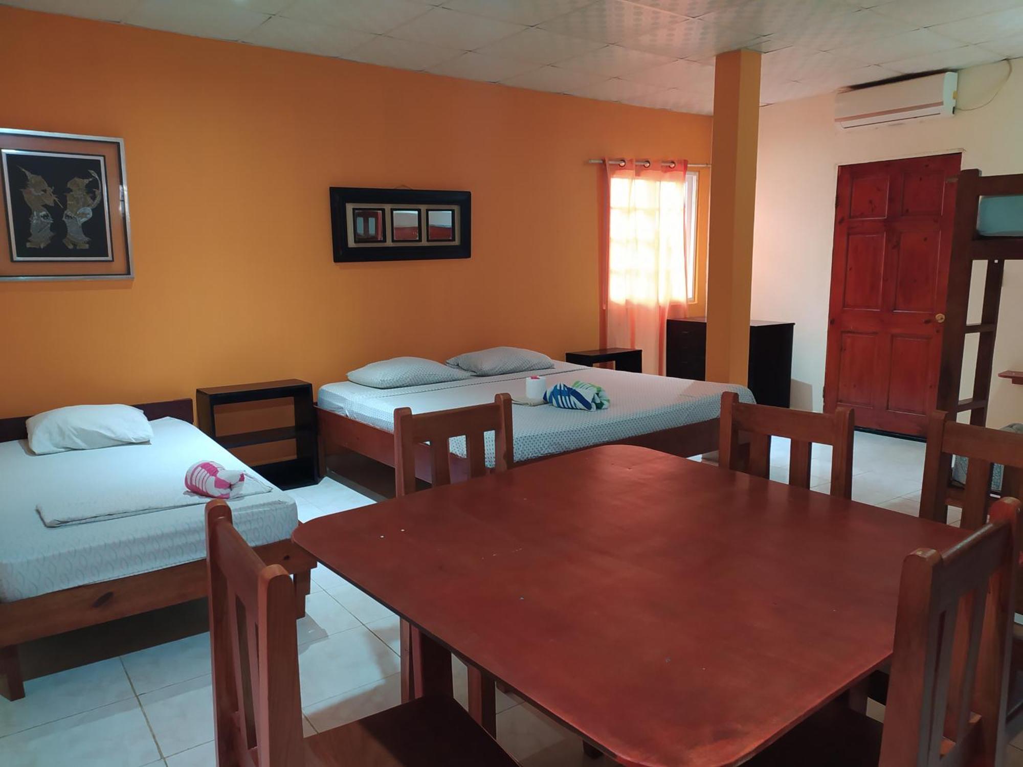 Sun Havens Apartments & Suites Bocas del Toro Exterior foto